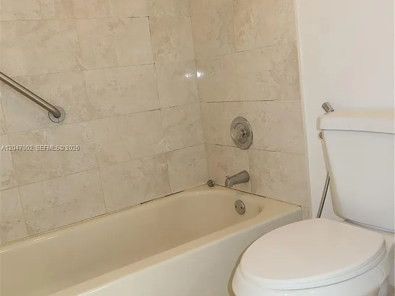 10835 SW 112th Ave #113 — Photo 20