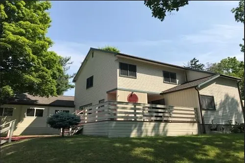572 Warren Rd Photo 1