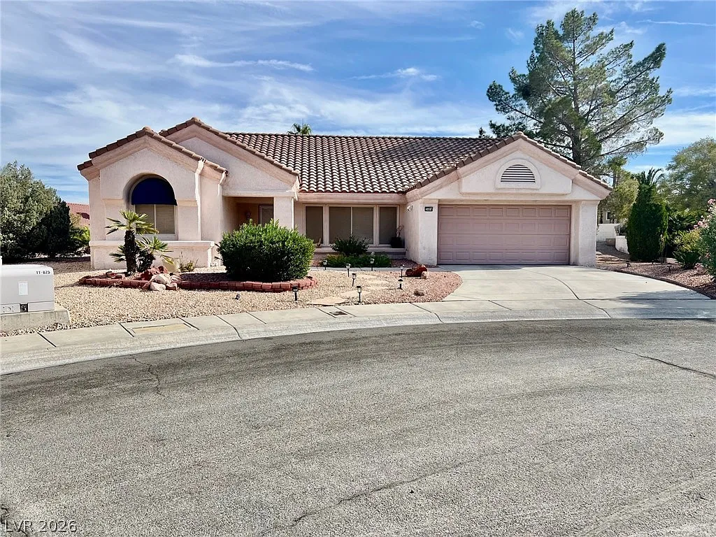 2 bed, 2.0 bath, 1804 sqft, $2,595 — Photo 1