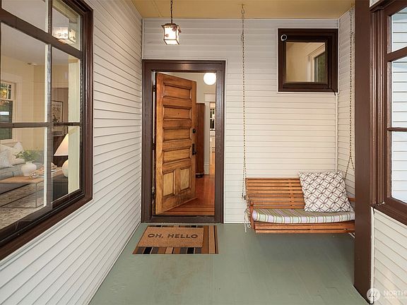 3rd image of 6044 2nd Avenue NW