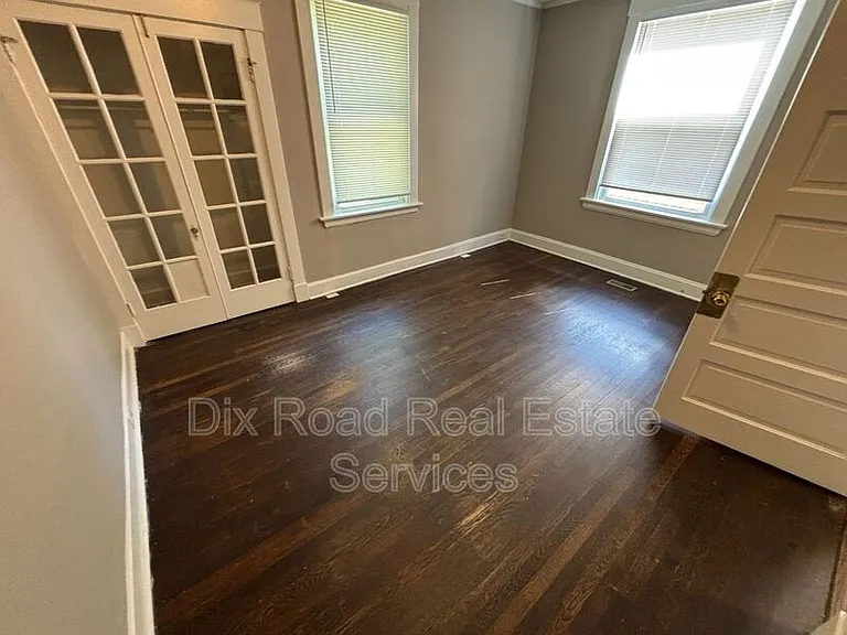 1852 Hewitt Ave #1 — Photo 10