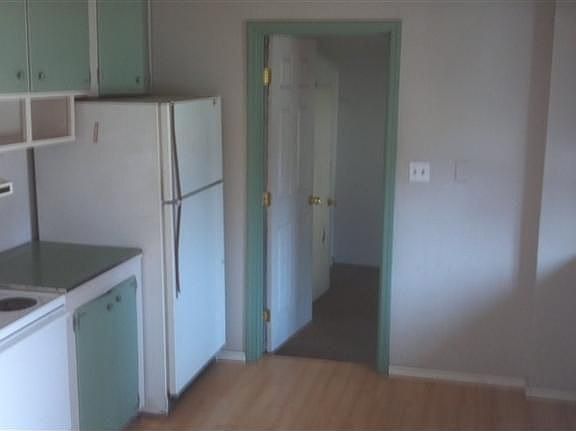 5th image of 14480 Pearl Ave