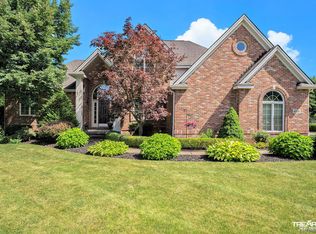 6500 Stonebrook Ln, Flushing, MI 48433