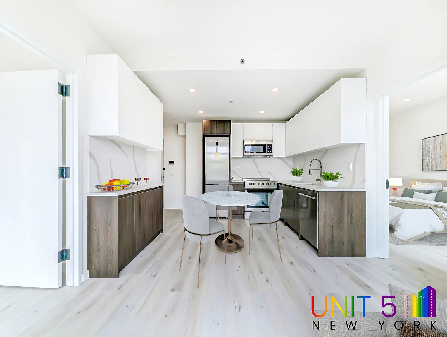 388 Vernon Ave #304 photo 1