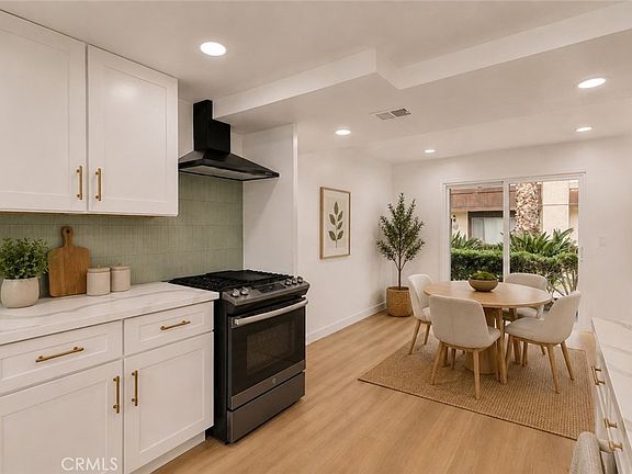 4th image of 1097 Santo Antonio Dr APT 14