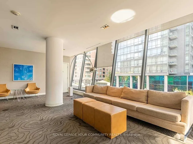 832 Bay St #4709 — Photo 14