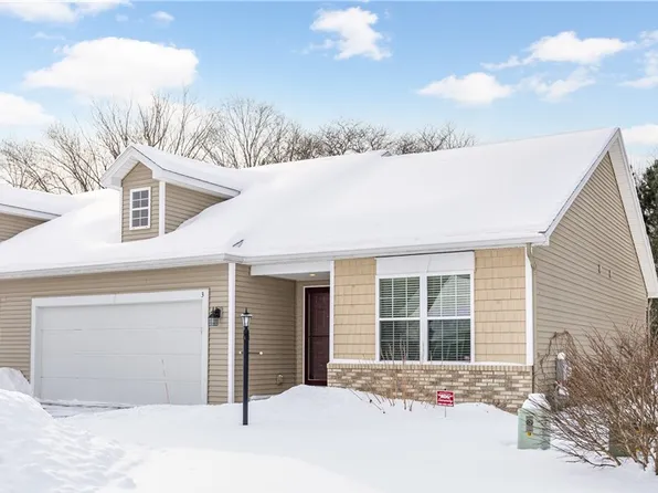 3 Angela Villa Ln, Rochester, NY 14626