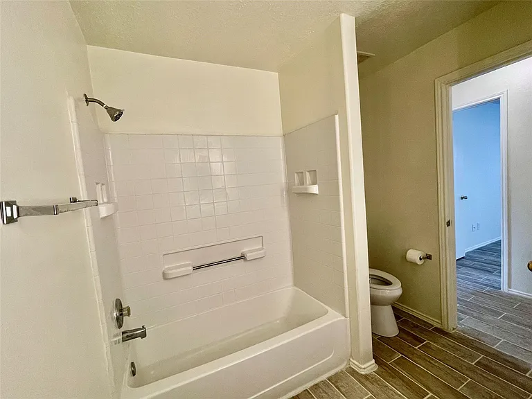 19127 Yaupon Ranch Dr — Photo 34