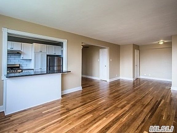 4th image of 1 Jefferson Ave ##12a