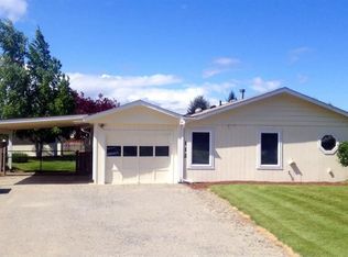 112 Agnew Pkwy, Port Angeles, WA 98362
