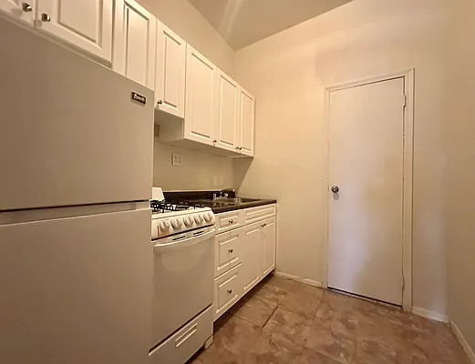 Rented by Corcoran | media 5