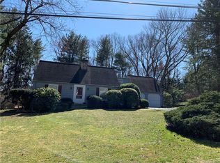 5 Alden Rd, Chappaqua, NY 10514