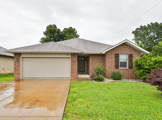 3295 E Colonial St, Republic, MO 65738