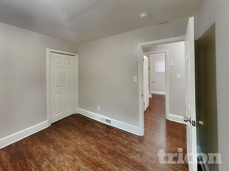 1141 Dooley Dr — Photo 11