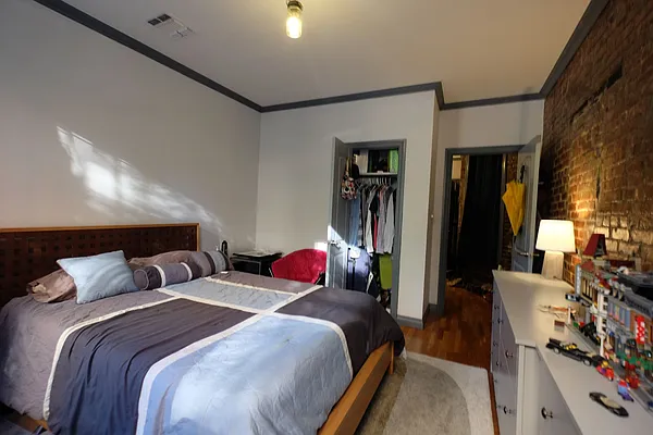 Rented by Keller Williams NYC | media 15