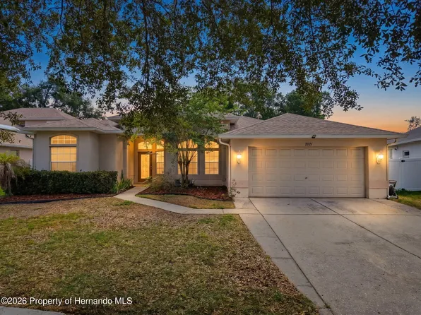 2021 Rutherford Dr, Dover, FL 33527