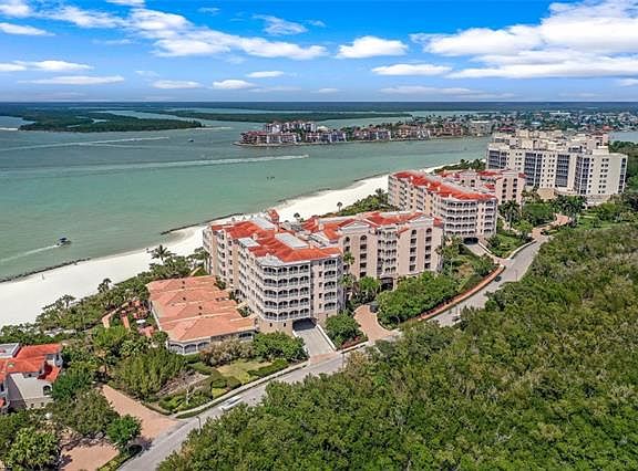 2nd image of 2000 Royal Marco Way #2-408