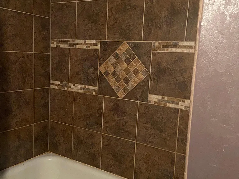 1212 S Irwin Ave — Photo 3