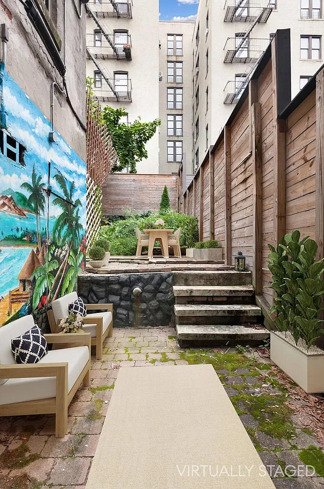 32 Hamilton Terrace — Photo 4