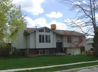 1792 E Juniper St, Layton, UT 84040
