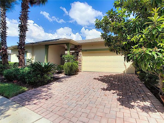 2nd image of 928 Shorehaven Dr
