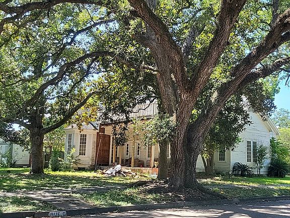2nd image of 2416 Avenue G