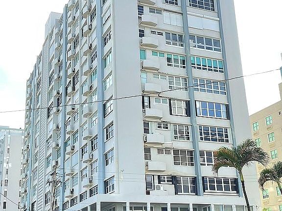 Apartment is below the PH