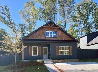 212 Red Cloud Lndg, Waleska, GA 30183