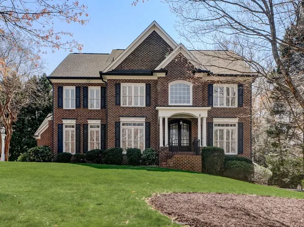 110 Sedgemoor Dr, Cary, NC 27513