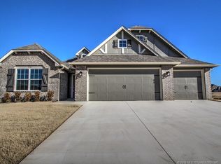13301 S 19th St, Bixby, OK 74008