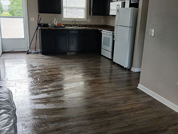 2nd image of 101 Clark Ave