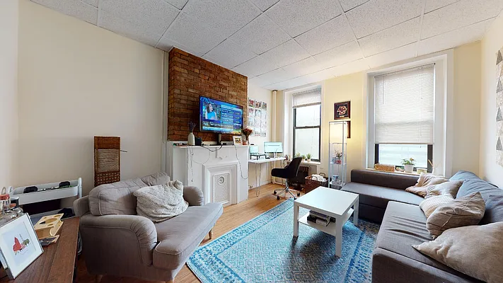 Rented by Bond New York | media 12