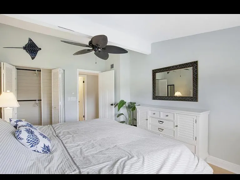 Maplecrest Cir — Photo 19