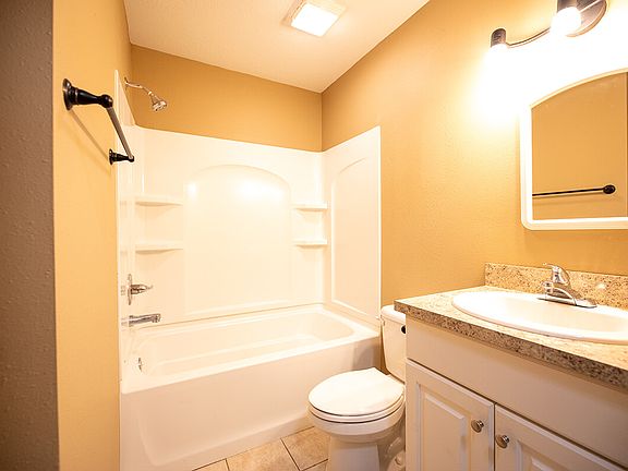 308A-FONTENOT-bathroom2-1_12032024