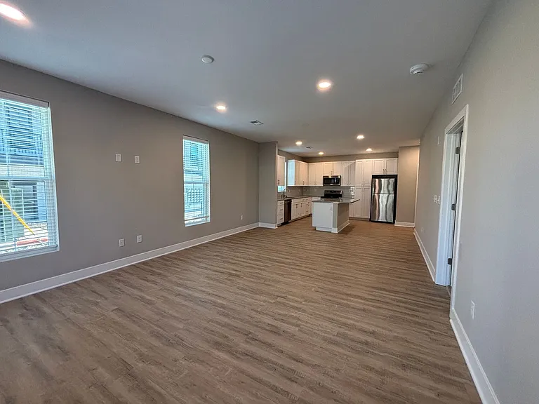 5808 Nall Ave — Photo 46