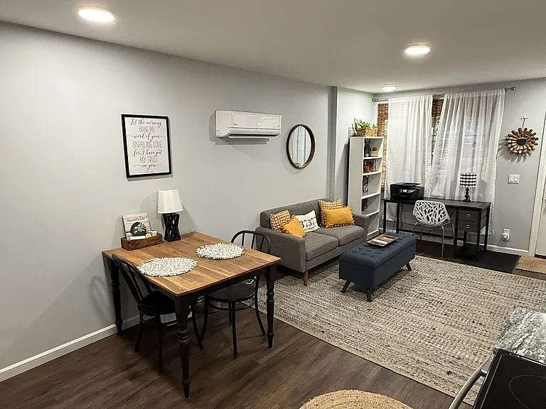 848 Kentucky Ave — Photo 3