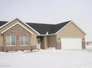 1836 Evergreen Pl NE, Owatonna, MN 55060