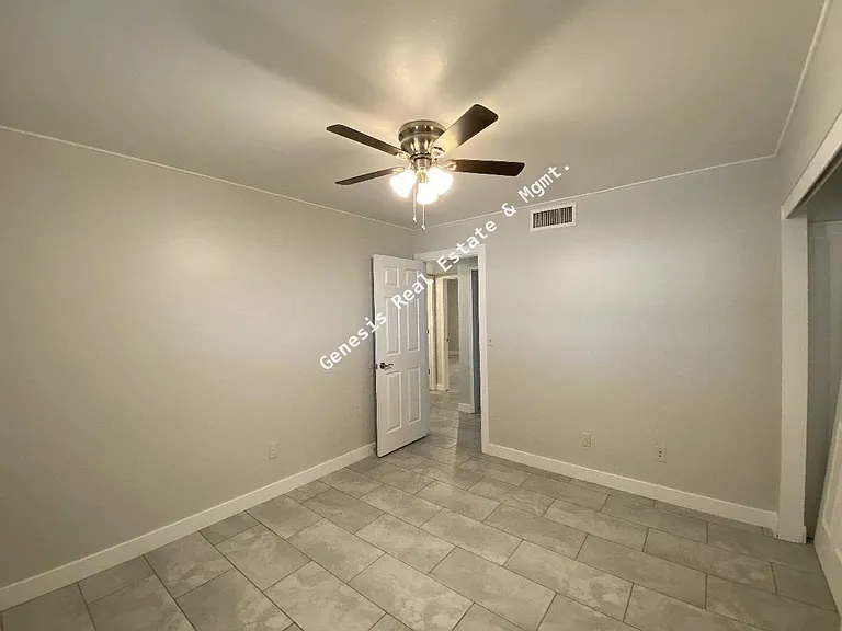 7720 E David Dr — Photo 7