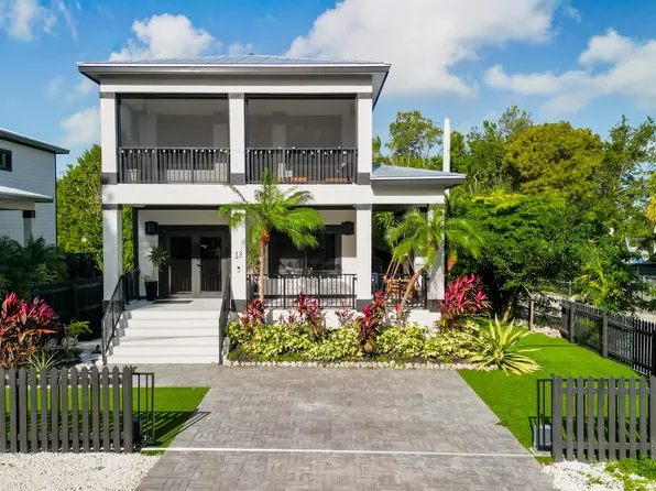 13 Coral Way, Key Largo, FL 33037