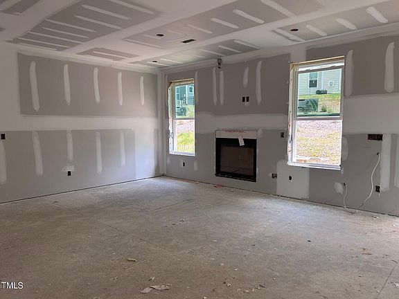4th image of 4020 Stonewood Ln