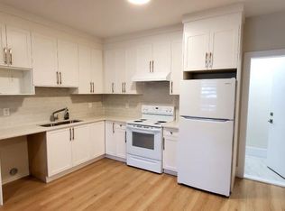 10758 142nd St #B, Surrey, BC V3T 4S5