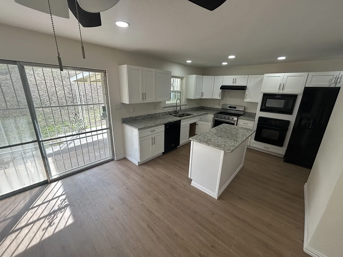 Building Photo - 3528 Keyridge Dr