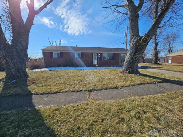 269 Crosswell Ave, Brookville, OH 45309