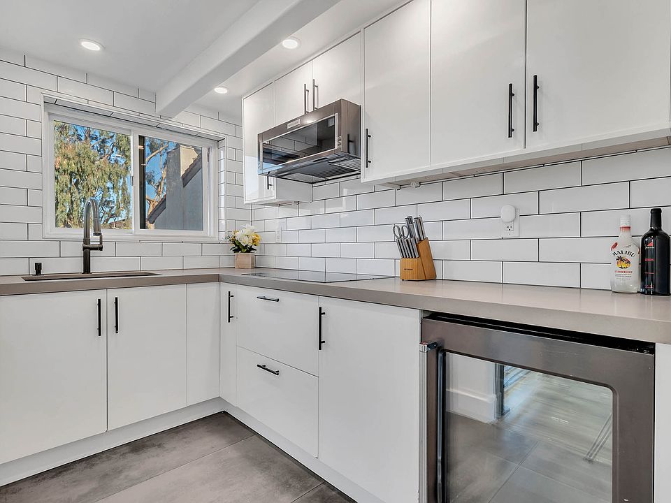 1st image of 24 20th Ave #12B