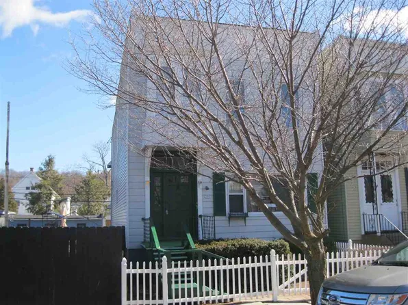 290 4th Ave, Troy, NY 12182