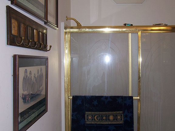 5th image of 16 Merritt Street