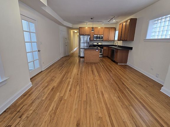 5th image of 4926 N Albany Ave APT 2N