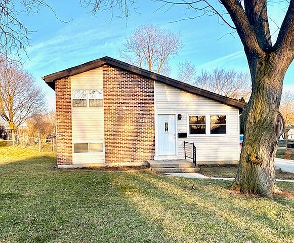1st image of 1519 Larry Ln