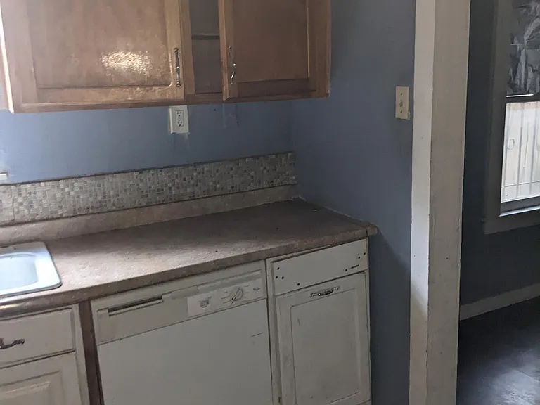 1711 Ceralvo St — Photo 3