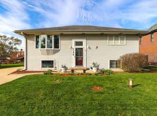 1158 S Luther Ave, Lombard, IL 60148